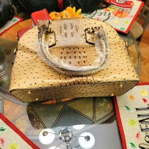 Womans Handbag/Purse